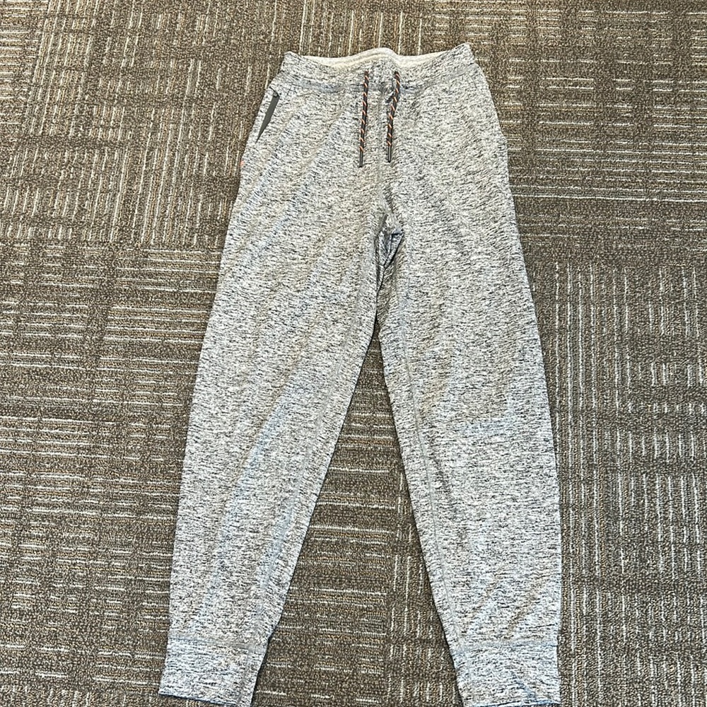 Vineyard Vines grey joggers